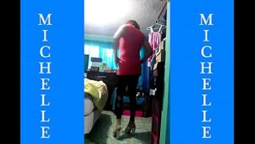 Michelle travesti vestido negro y mamey