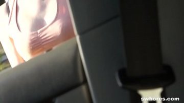 Hasty cheap oral job from street fuckslut