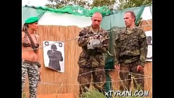 Beautiful doll dominance fetish sesh whit slave boy getting flog up culo