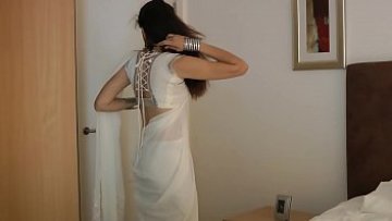Indian school dame Jasmine Mathur In milky Indian Sari