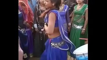 Pelu dance by beautyful gals