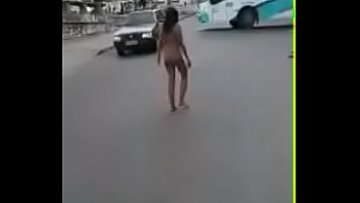 Viciada pelada nas ruas da Pavuna RJ