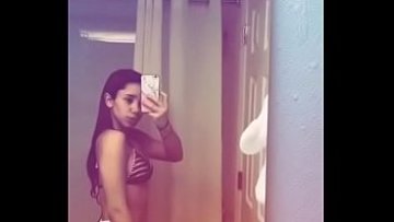 Melanie sabe que ese culito es mio?