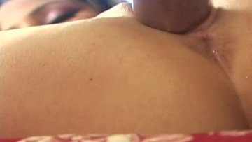 Boy gobbles brunette's vagina then she deep throats his dick xxx